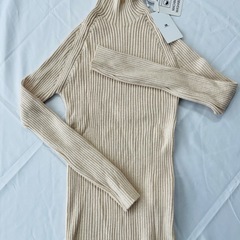 【新品タグつき】タートルネックの画像