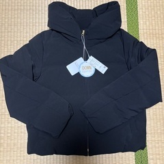 安田美沙子さん着用のショートダウン
の画像