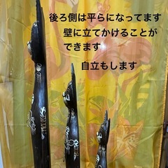 在庫品　手彫りのバリネコ置物三姉妹 長女 特大 の画像