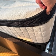 クイーンサイズのマットレス無料の画像