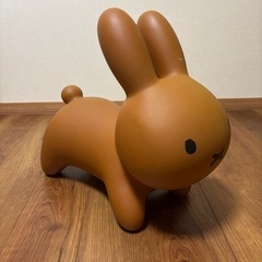 ブルーナボンボン 乗って遊べるバルーントイ ミッフィーの画像