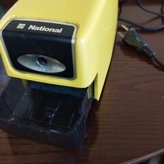 【昭和レトロ3】ナショナルの鉛筆削りの画像