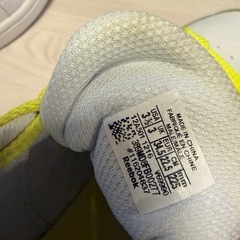 Roobok Royal Prime V69990 WHT 22.5 リーボックの画像