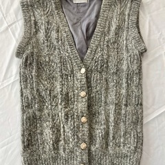 ニットベストの画像