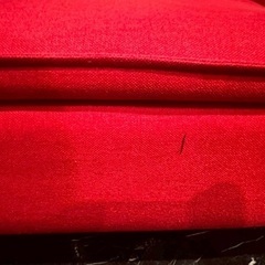 赤いソファ②の画像