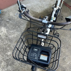 YAMAHA PAS BABBY電動アシスト自転車 ホワイト 前面バスケット付きの画像