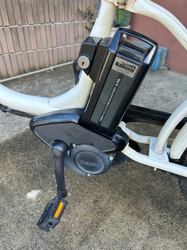 週末値下げYAMAHA PAS BABBY電動アシスト自転車 ホワイト 前面バスケット付き