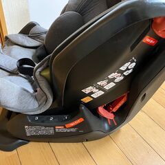 エールベベ スイングムーンプレミアムS ACL476 チャイルドシート かなりヨゴレありの画像