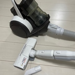 Panasonic サイクロン掃除機の画像