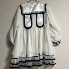 ロリータ　ワンピースの画像