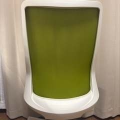 オカムラ（okamura） フルーエントチェア　JOIFA308 メッシュの画像