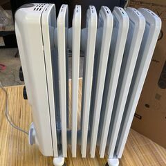 【リユースショップスパークル】美品!!　オイルヒーター　No.126　デロンギ　アミカルド RHJ35M0812-DG　DeLonghi　配送可能♪の画像