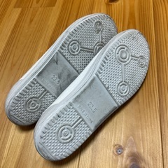 スクールシューズ　23.5の画像