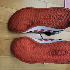 adidas　スニーカー(レディース)の画像