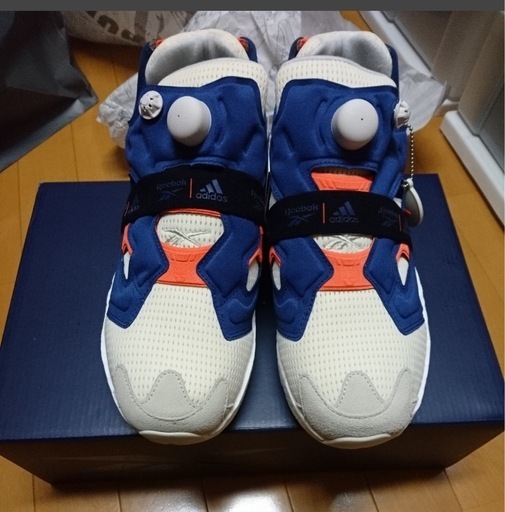 Reebok&adidas インスタポンプフューリーブースト クラシックホワイト/クラブブルー/ソーラーオレンジ
