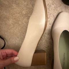 【oriental traffic】ホワイトのパンプス　(23.5センチ)の画像