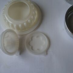 パンを作る型など（中古品）の画像