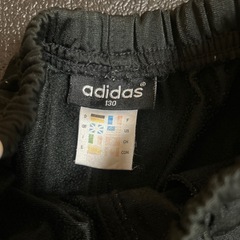 アディダスジャージパンツの画像