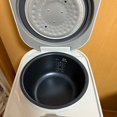 炊飯ジャーの画像