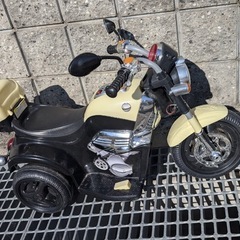 ３輪バイクの画像