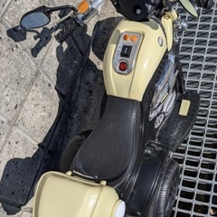 ３輪バイクの画像