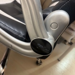 オフィスチェアーの画像