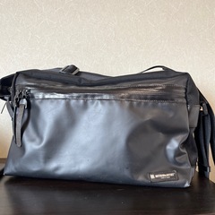 ARTISAN&ARTIST カメラ用 ショルダーバッグの画像