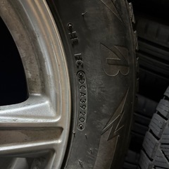225/60R17 ブリヂストンスタッドレスタイヤホイールセット4本 2020年製造の画像