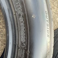 ダンロップSPORTMAXX LUX 225/60R17 99H 4本　9分山の画像