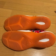 アシックス　フットサルシューズ　屋内　の画像