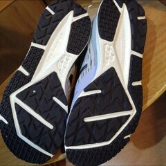 【美品】24cmニューバランススニーカー　ランニングシューズの画像