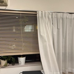 ブラインド　カーテンの画像