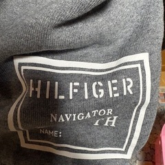 TOMMY HILFIGERパーカーLの画像