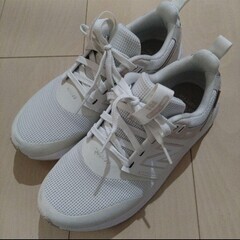 【超美品＆定価１万超】ニューバランス23.5cmウォーキングシューズ　スニーカーの画像