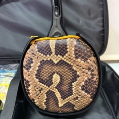 三線 蛇三線 本皮 本革 蛇皮 蛇革 三味線 琉球 沖縄 楽器　ソフトケース付きの画像