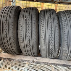 ハイエース☆タイヤ☆ホイール☆4本セット☆グッドイヤー☆215/60R17 ホワイトレター☆プラド純正☆手渡し限定☆の画像