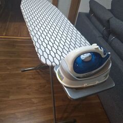 アイロン　アイロン台セットの画像