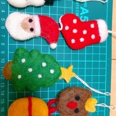 新品タグ付fillil雑貨まとめ売りポーチ・クリスマスオーナメント・リースなど２８点の画像