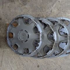 ハイエース　純正ホイールカバー　中古の画像