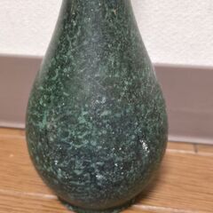 青銅花瓶 一輪挿し ダークグリーン フラワーベース 骨董 昭和レトロ インテリアの画像