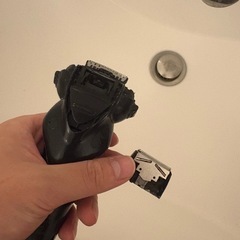 電動髭剃り　パナソニックの画像