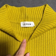 セーター
の画像