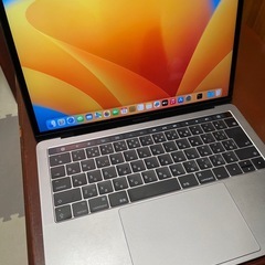 MacBook PRO 2017 フルカスタムi7 16g 1TBの画像