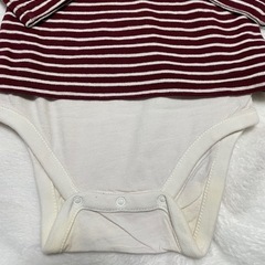 ベビーギャップ　ロンパース　8の画像