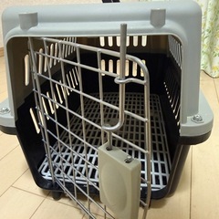 【未使用】ペットキャリーの画像