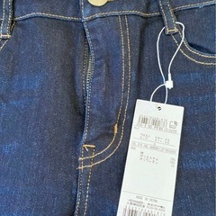 新品 組曲 ストレッチデニムパンツ 定価16500円の画像