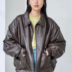 coen 2色あります レザーライクビッグジャケット レザーオーバーサイズの画像