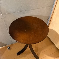 サイドテーブルの画像