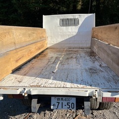 日野2tダンプ令和8年10月15日までの画像