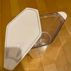 BRITA ブリタ ナヴェリア 1.3L 本体のみ(カートリッジ付属なし)の画像